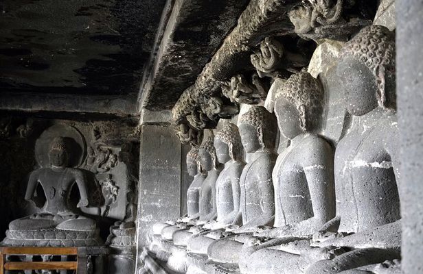 Private Kanheri Caves Tour from Mumbai with Local Guide