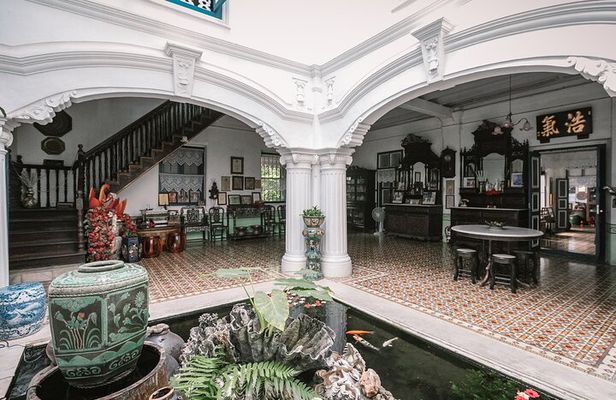 Phuket Morning Discovery Walk with Local Food