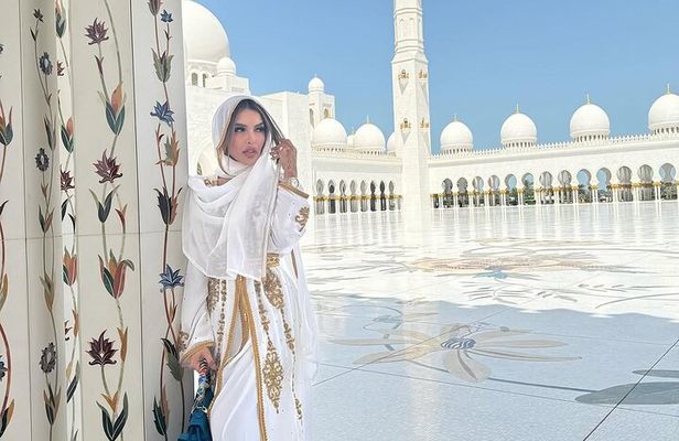 Abu Dhabi City Tour with Grand Mosque and Emirates Palace