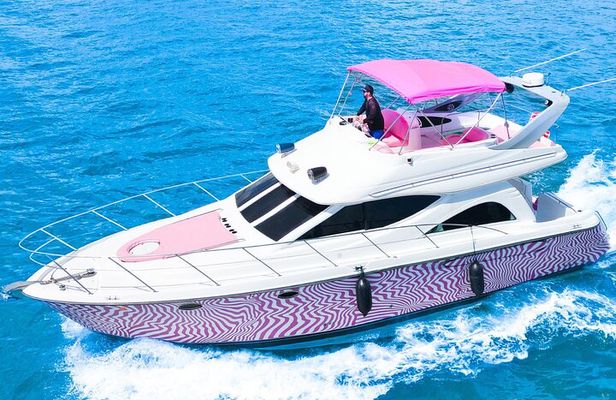 Pink Yacht Charter Barbie Maxum Miami Yacht Rental