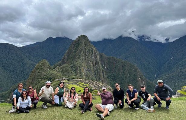 From Cusco Super Sacred Valley with Connection to Machu Picchu