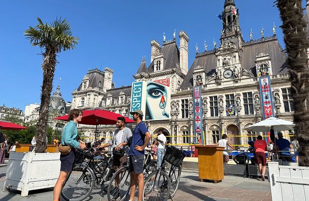 Two Wheels, One Paris: Explore the City of Light