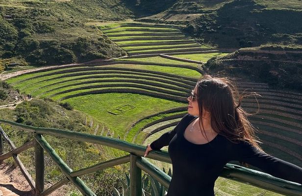 Sacred Valley of the Incas Complete with Lunch Buffet