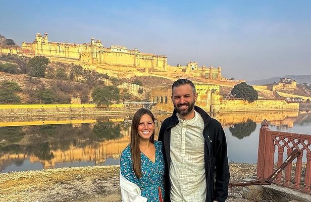 Delhi: 7 Days Golden Triangle with Tiger safari & Varanasi