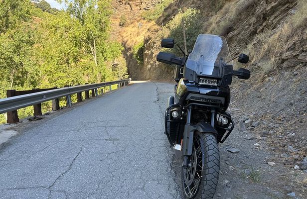 BMW Motorbike Tour through La Axarquía