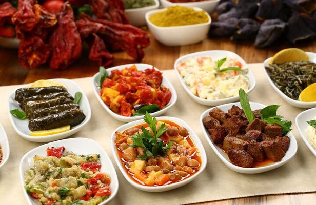 Istanbul Vegetarian Street Food Tour in Vibrant Kadıköy