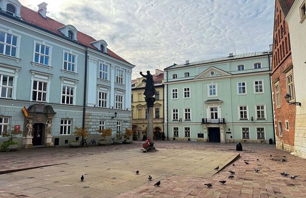 Wawel Castle, Old Town with St. Mary's Church Guided Tour