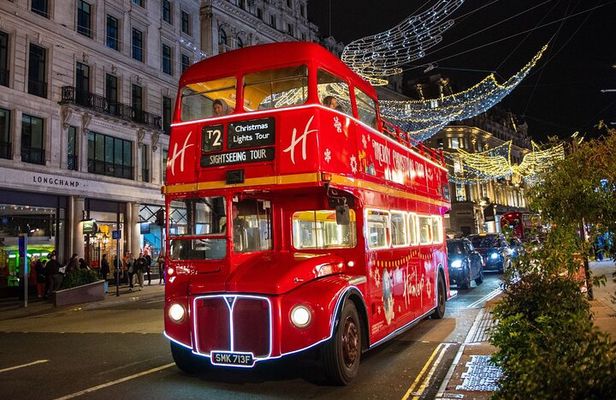 Christmas Lights Tour by Vintage Bus in London