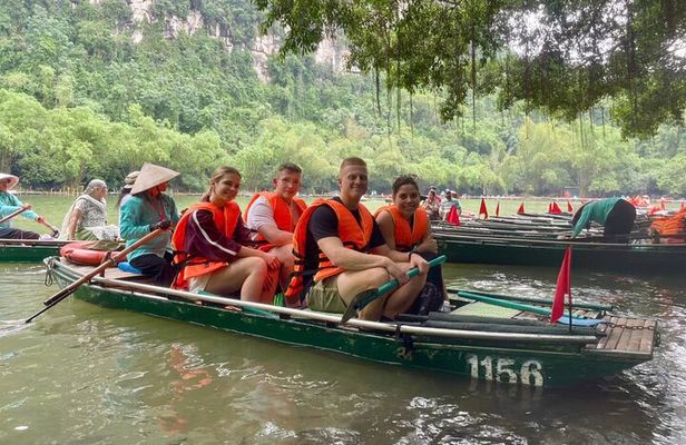 Small Shared Tour to Ninh Binh Trang An and Hang Mua