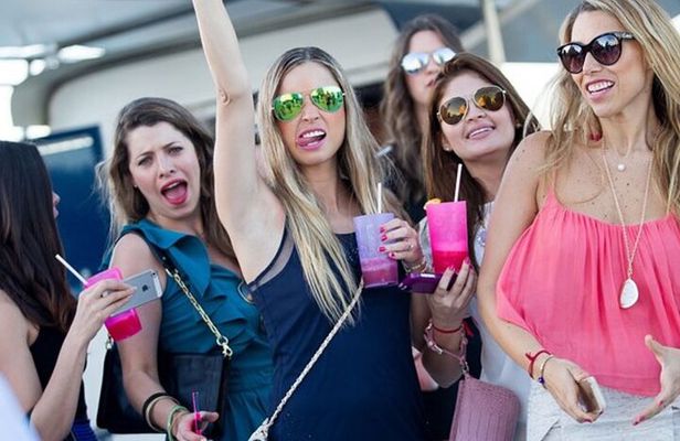 Drinks, Lunch, Snorkeling, Dancing and Transportation!