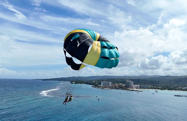 Ocho Rios Parasailing Experience with Panoramic Coastal Views