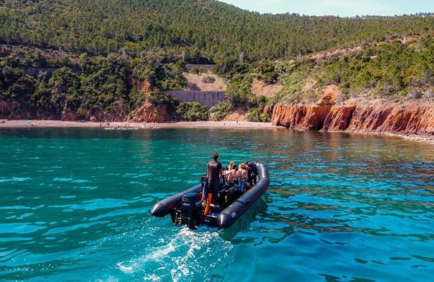 Sea excursion - Essential Estérel Calanques