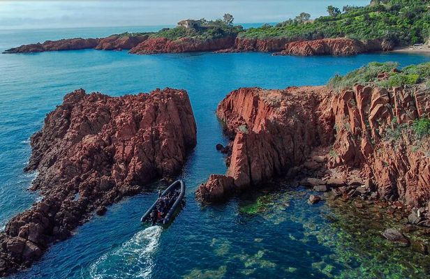 Sea excursion - Estérel Massif by boat