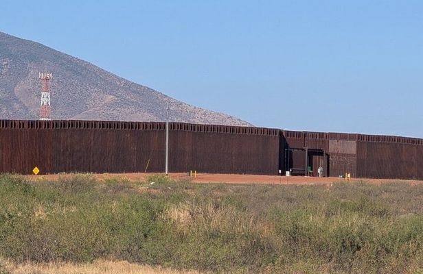 3 Hour Jeep Tour Border Wall Old Bisbee Lowell and Open Pits