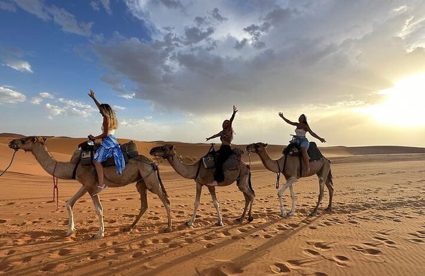 Private trip 4x4 in Merzouga Lunch with Berber Pizza