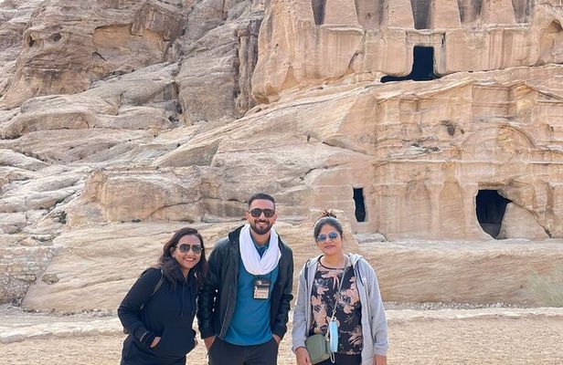 Discover Petra in a Day Guided Tour of the Lost Nabatean City