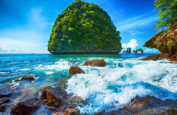 Phuket: Early Speedboat to Phi Phi, Bamboo, Snorkeling & Lunch