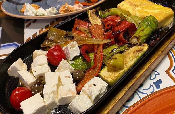 Durrës Food Tour: Market Visit, Walking Tour & Light Lunch