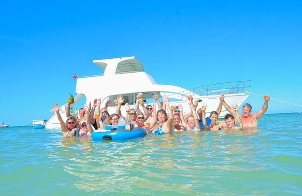 Punta cana Private Boat cruise with slide and unlimited drinks 