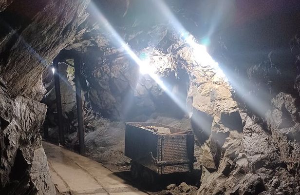 Crystal Gold Mine Tour With Emerald Strike Combo Deal