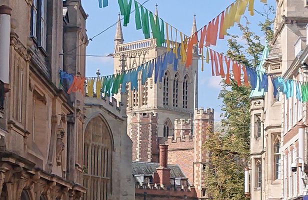 The Most Entertaining Tour of Cambridge by An Ex-Student