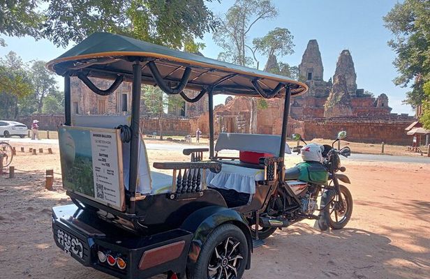 Grand Tour With Banteay Srei by Tuk Tuk with English Driver