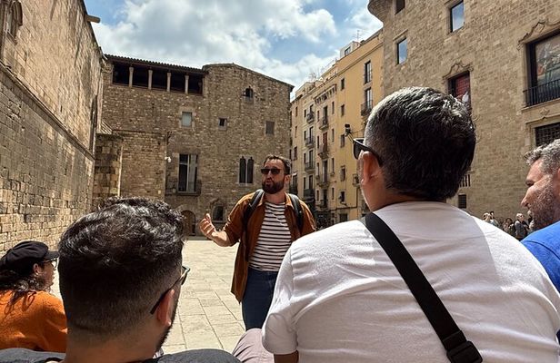 Barcelona's Historical Neighborhoods El Raval, Gothic & Born