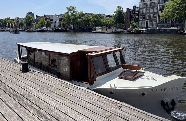 Amsterdam Private Saloon Boat Cruise Experience
