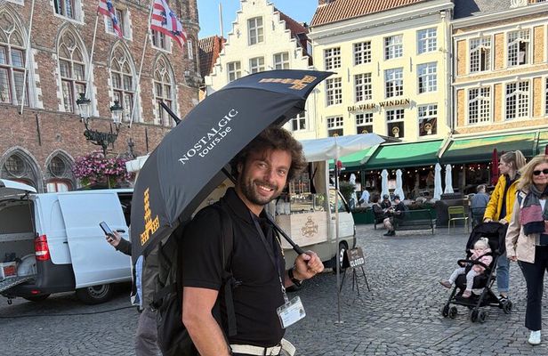 Small-Group Tour of Bruges with a local. Including boat/praline