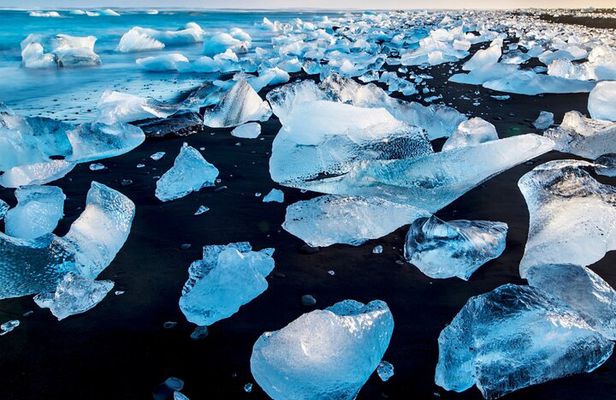 Diamond Beach & Glacier Lagoon Adventure