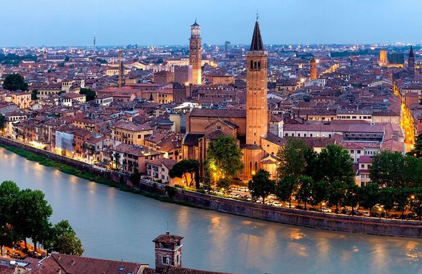 Verona Private Walking Tour with a Local