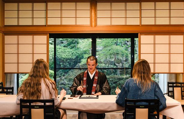 Private Meditation and Calligraphy with a Monk in Tokyo Temple