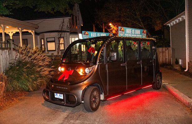 Newport Holiday Lights and Cocoa Tour