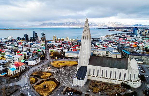 Reykjavík Platinum Tour: Heritage, Local Flavours & Perlan Museum
