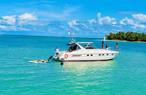 Private Yacht in Punta Cana Exclusive Morning Tour