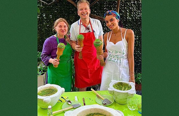 Mortar pesto lesson with World Champion and local Menu