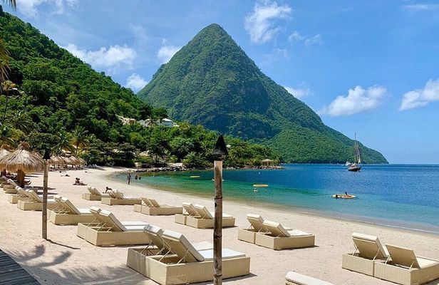 St Lucia Signature Day (Chocolates, Mud Baths and Sugar Beach)