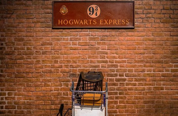 Private Harry Potter in London with Chauffeur Tour