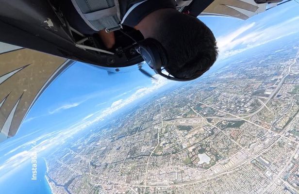 Thrilling Aerobatic Flight Experience in Ft Lauderdale 