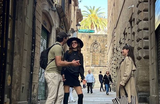 Barcelona Gothic Quarter Old Town Private Walking Tour 