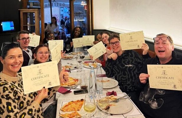 Authentic Pizza Class Near Piazza Navona in Rome