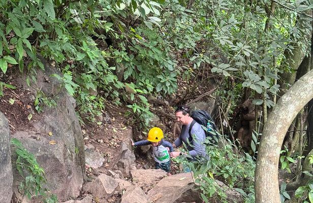 7 Cascadas Waterfall Adventure and Gastronomic Festival in Juayúa