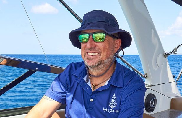 Private Two Tank Boat Dive in Bonaire 2 persons