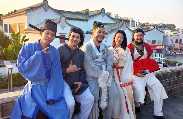 Shantou Foodie Day Tour with Cooking Class