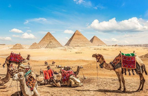Giza Pyramids and Grand Egyptian Museum Day Tour