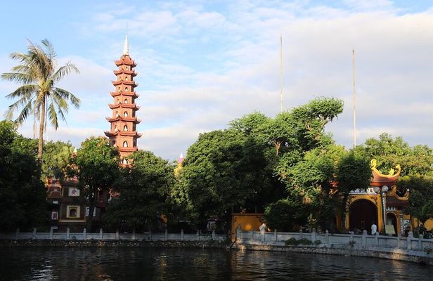 Morning Run Through Historic Hanoi – 12K Signature Route
