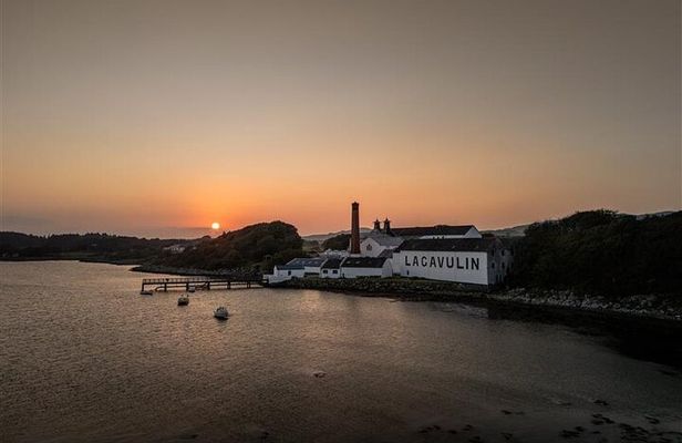 Lagavulin Distillery: The Classic Tour