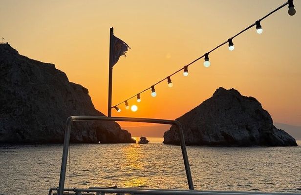 Skiathos Sunset Cruise Sail