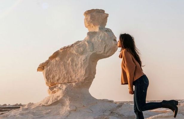 White Desert & Bahariya Oasis Adventure – 2 Days, Egypt