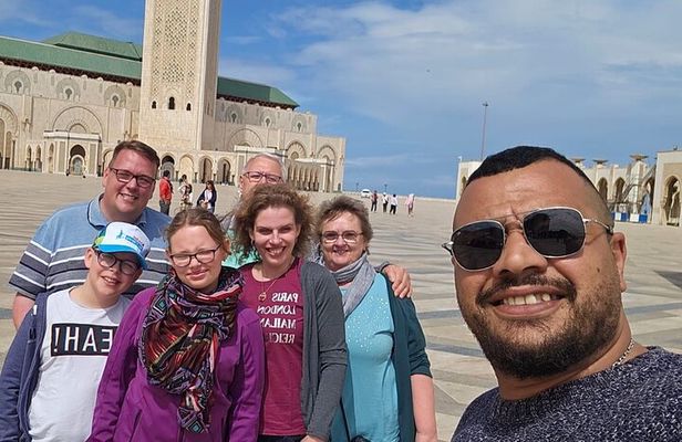 Private tour of casablanca and our lady of lourdes